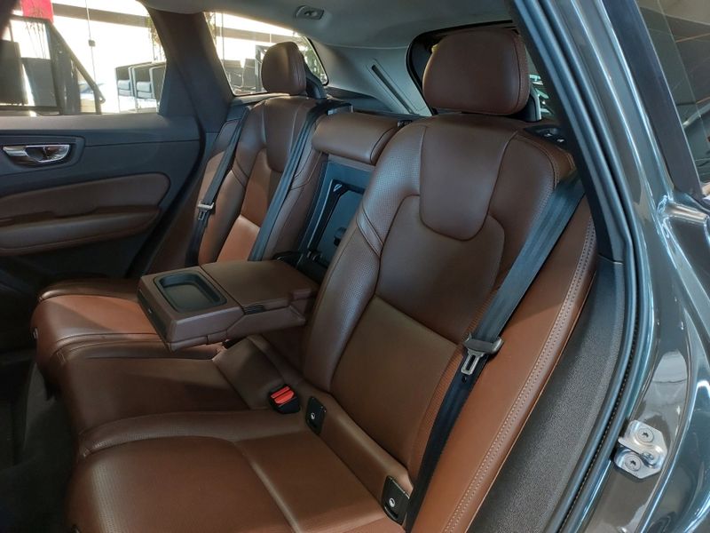 Volvo XC60 2.0 T5 GASOLINA INSCRIPTION AWD GEARTRONIC 2018/2019 BETIOLO NOVOS E SEMINOVOS LAJEADO / Carros no Vale Volvo XC60 2.0 T5 GASOLINA INSCRIPTION AWD GEARTRONIC 2018/2019 BETIOLO NOVOS E SEMINOVOS LAJEADO / Carros no Vale