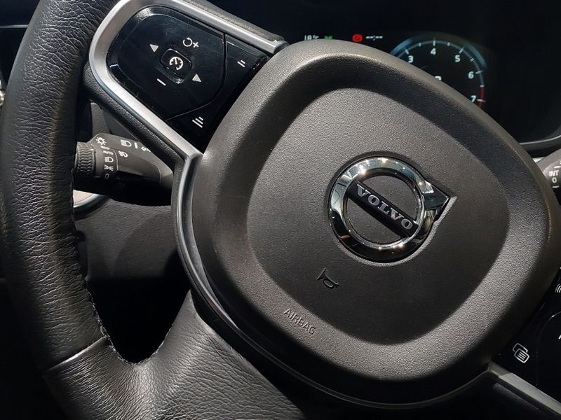 Volvo XC60 2.0 T5 GASOLINA INSCRIPTION AWD GEARTRONIC 2018/2019 BETIOLO NOVOS E SEMINOVOS LAJEADO / Carros no Vale Volvo XC60 2.0 T5 GASOLINA INSCRIPTION AWD GEARTRONIC 2018/2019 BETIOLO NOVOS E SEMINOVOS LAJEADO / Carros no Vale