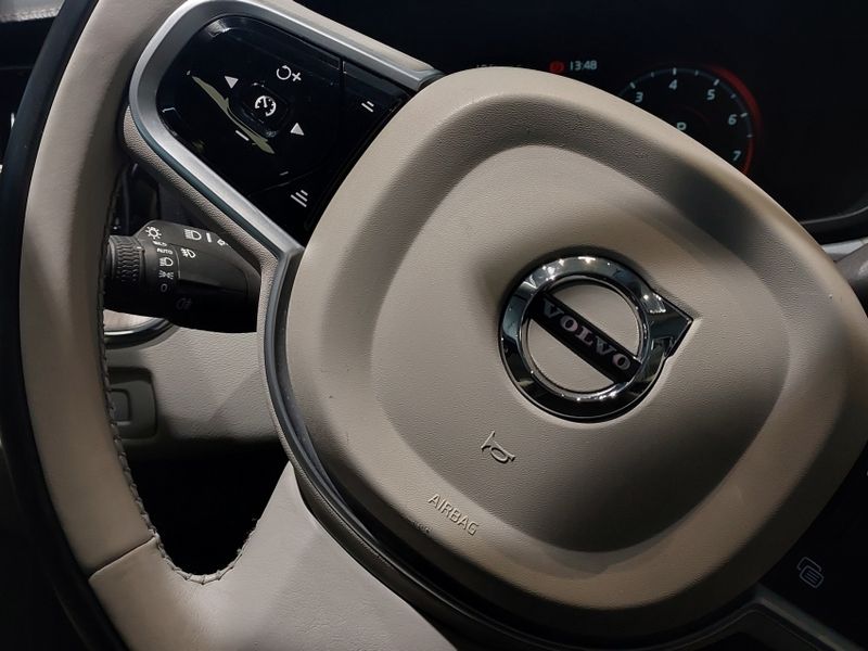 Volvo XC60 2.0 T5 GASOLINA INSCRIPTION AWD GEARTRONIC 2018/2019 BETIOLO NOVOS E SEMINOVOS LAJEADO / Carros no Vale Volvo XC60 2.0 T5 GASOLINA INSCRIPTION AWD GEARTRONIC 2018/2019 BETIOLO NOVOS E SEMINOVOS LAJEADO / Carros no Vale