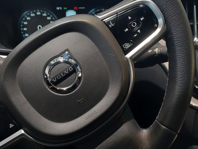 Volvo XC60 2.0 T5 GASOLINA INSCRIPTION AWD GEARTRONIC 2018/2019 BETIOLO NOVOS E SEMINOVOS LAJEADO / Carros no Vale Volvo XC60 2.0 T5 GASOLINA INSCRIPTION AWD GEARTRONIC 2018/2019 BETIOLO NOVOS E SEMINOVOS LAJEADO / Carros no Vale