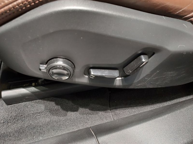 Volvo XC60 2.0 T5 GASOLINA INSCRIPTION AWD GEARTRONIC 2018/2019 BETIOLO NOVOS E SEMINOVOS LAJEADO / Carros no Vale Volvo XC60 2.0 T5 GASOLINA INSCRIPTION AWD GEARTRONIC 2018/2019 BETIOLO NOVOS E SEMINOVOS LAJEADO / Carros no Vale