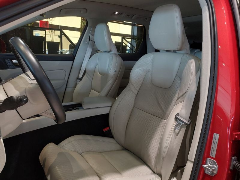 Volvo XC60 2.0 T5 GASOLINA INSCRIPTION AWD GEARTRONIC 2018/2019 BETIOLO NOVOS E SEMINOVOS LAJEADO / Carros no Vale Volvo XC60 2.0 T5 GASOLINA INSCRIPTION AWD GEARTRONIC 2018/2019 BETIOLO NOVOS E SEMINOVOS LAJEADO / Carros no Vale