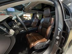 Volvo XC60 2.0 T5 GASOLINA INSCRIPTION AWD GEARTRONIC 2018/2019 BETIOLO NOVOS E SEMINOVOS LAJEADO / Carros no Vale