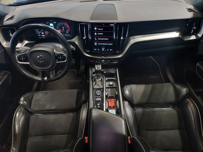 Volvo XC60 2.0 T5 GASOLINA R-DESIGN AWD GEARTRONIC 2017/2018 BETIOLO NOVOS E SEMINOVOS LAJEADO / Carros no Vale Volvo XC60 2.0 T5 GASOLINA R-DESIGN AWD GEARTRONIC 2017/2018 BETIOLO NOVOS E SEMINOVOS LAJEADO / Carros no Vale