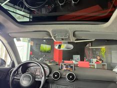 Audi A1 1.4 TFSI ATTRACTION 16V 122CV GASOLINA 2P AUTOMÁTICO 2011/2011 CASTELLAN E TOMAZONI MOTORS CAXIAS DO SUL / Carros no Vale
