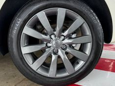 Audi A1 1.4 TFSI ATTRACTION 16V 122CV GASOLINA 2P AUTOMÁTICO 2011/2011 CASTELLAN E TOMAZONI MOTORS CAXIAS DO SUL / Carros no Vale