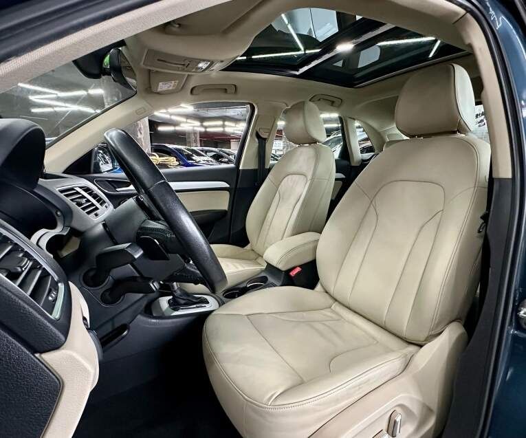 Audi Q3 1.4 TFSI AMBIENTE PLUS FLEX 4P S TRONIC 2017/2017 CASTELLAN E TOMAZONI MOTORS CAXIAS DO SUL / Carros no Vale Audi Q3 1.4 TFSI AMBIENTE PLUS FLEX 4P S TRONIC 2017/2017 CASTELLAN E TOMAZONI MOTORS CAXIAS DO SUL / Carros no Vale