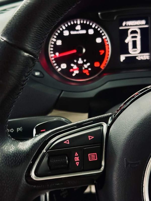Audi Q3 1.4 TFSI AMBIENTE PLUS FLEX 4P S TRONIC 2017/2017 CASTELLAN E TOMAZONI MOTORS CAXIAS DO SUL / Carros no Vale Audi Q3 1.4 TFSI AMBIENTE PLUS FLEX 4P S TRONIC 2017/2017 CASTELLAN E TOMAZONI MOTORS CAXIAS DO SUL / Carros no Vale