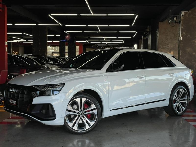 Audi Q8 3.0 TFSI GASOLINA PERFORMANCE BLACK QUATTRO TIPTRONIC 2022/2022 CASTELLAN E TOMAZONI MOTORS CAXIAS DO SUL / Carros no Vale Audi Q8 3.0 TFSI GASOLINA PERFORMANCE BLACK QUATTRO TIPTRONIC 2022/2022 CASTELLAN E TOMAZONI MOTORS CAXIAS DO SUL / Carros no Vale