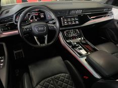 Audi Q8 3.0 TFSI GASOLINA PERFORMANCE BLACK QUATTRO TIPTRONIC 2022/2022 CASTELLAN E TOMAZONI MOTORS CAXIAS DO SUL / Carros no Vale