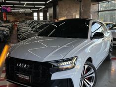 Audi Q8 3.0 TFSI GASOLINA PERFORMANCE BLACK QUATTRO TIPTRONIC 2022/2022 CASTELLAN E TOMAZONI MOTORS CAXIAS DO SUL / Carros no Vale