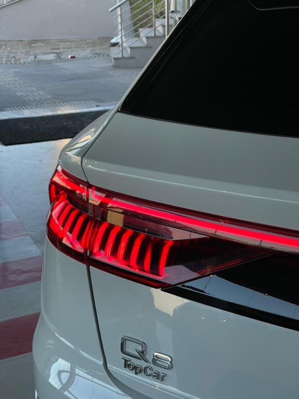 Audi Q8 3.0 TFSI GASOLINA PERFORMANCE BLACK QUATTRO TIPTRONIC 2022/2022 CASTELLAN E TOMAZONI MOTORS CAXIAS DO SUL / Carros no Vale Audi Q8 3.0 TFSI GASOLINA PERFORMANCE BLACK QUATTRO TIPTRONIC 2022/2022 CASTELLAN E TOMAZONI MOTORS CAXIAS DO SUL / Carros no Vale