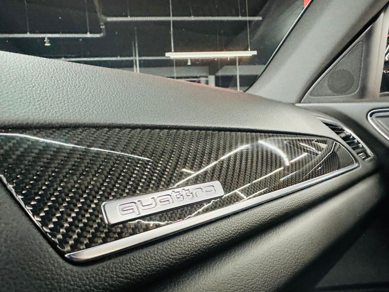 Audi RS Q3 2.5 TFSI QUATTRO 20V 340CV GASOLINA 4P S-TRONIC 2015/2016 CASTELLAN E TOMAZONI MOTORS CAXIAS DO SUL / Carros no Vale Audi RS Q3 2.5 TFSI QUATTRO 20V 340CV GASOLINA 4P S-TRONIC 2015/2016 CASTELLAN E TOMAZONI MOTORS CAXIAS DO SUL / Carros no Vale