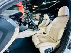 BMW 330i 2.0 16V TURBO GASOLINA M SPORT AUTOMÁTICO 2019/2020 CASTELLAN E TOMAZONI MOTORS CAXIAS DO SUL / Carros no Vale