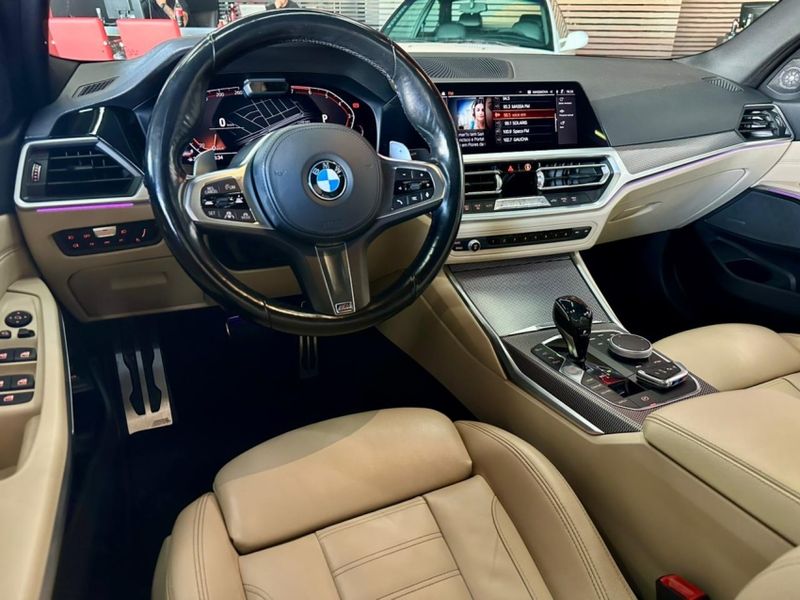 BMW 330i 2.0 16V TURBO GASOLINA M SPORT AUTOMÁTICO 2019/2020 CASTELLAN E TOMAZONI MOTORS CAXIAS DO SUL / Carros no Vale BMW 330i 2.0 16V TURBO GASOLINA M SPORT AUTOMÁTICO 2019/2020 CASTELLAN E TOMAZONI MOTORS CAXIAS DO SUL / Carros no Vale