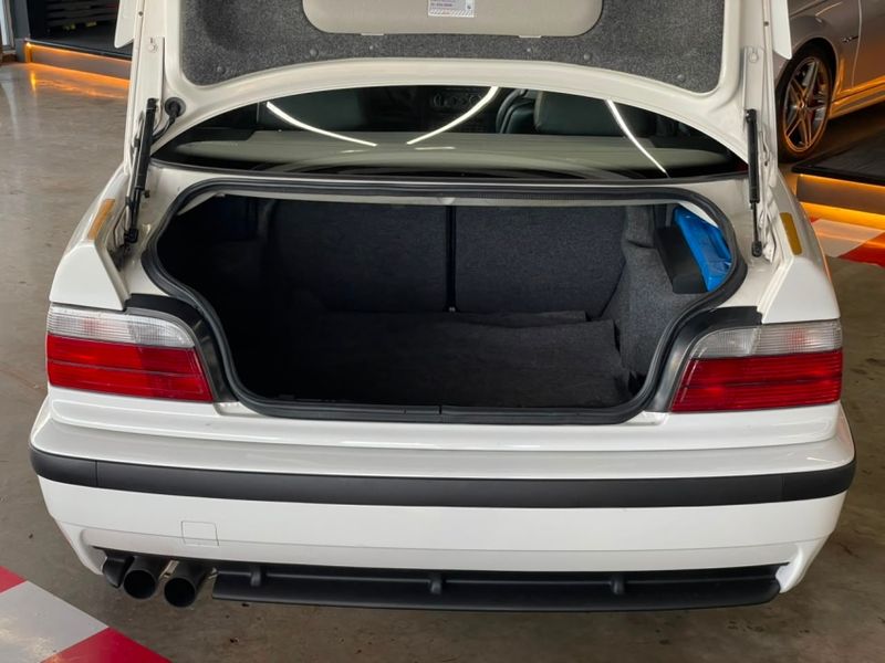 BMW M3 3.0 I6 GASOLINA MANUAL 1995/1995 CASTELLAN E TOMAZONI MOTORS CAXIAS DO SUL / Carros no Vale BMW M3 3.0 I6 GASOLINA MANUAL 1995/1995 CASTELLAN E TOMAZONI MOTORS CAXIAS DO SUL / Carros no Vale