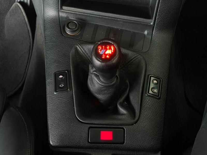 BMW M3 3.0 I6 GASOLINA MANUAL 1995/1995 CASTELLAN E TOMAZONI MOTORS CAXIAS DO SUL / Carros no Vale BMW M3 3.0 I6 GASOLINA MANUAL 1995/1995 CASTELLAN E TOMAZONI MOTORS CAXIAS DO SUL / Carros no Vale