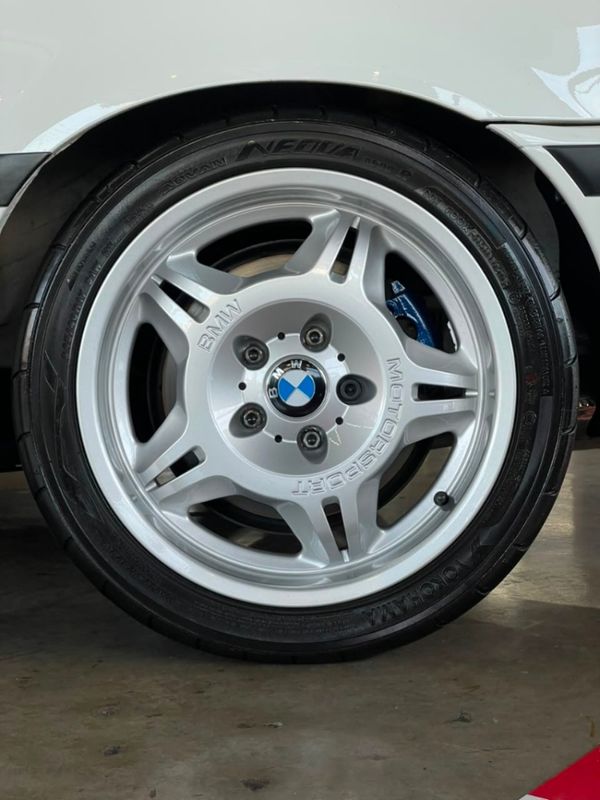 BMW M3 3.0 I6 GASOLINA MANUAL 1995/1995 CASTELLAN E TOMAZONI MOTORS CAXIAS DO SUL / Carros no Vale BMW M3 3.0 I6 GASOLINA MANUAL 1995/1995 CASTELLAN E TOMAZONI MOTORS CAXIAS DO SUL / Carros no Vale