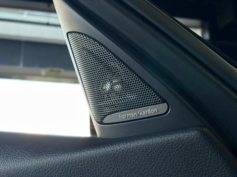 BMW M3 3.0 I6 GASOLINA SEDAN AUTOMÁTICO 2015/2016 CASTELLAN E TOMAZONI MOTORS CAXIAS DO SUL / Carros no Vale BMW M3 3.0 I6 GASOLINA SEDAN AUTOMÁTICO 2015/2016 CASTELLAN E TOMAZONI MOTORS CAXIAS DO SUL / Carros no Vale