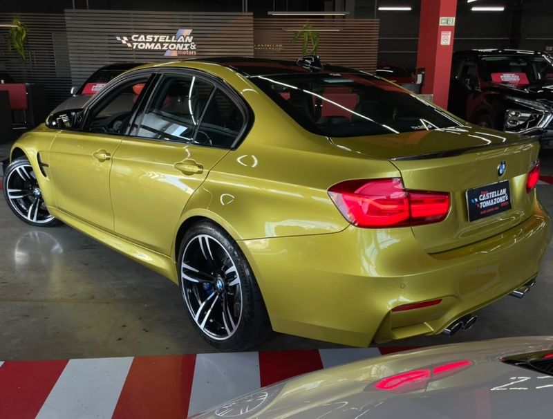 BMW M3 3.0 I6 GASOLINA SEDAN AUTOMÁTICO 2015/2016 CASTELLAN E TOMAZONI MOTORS CAXIAS DO SUL / Carros no Vale BMW M3 3.0 I6 GASOLINA SEDAN AUTOMÁTICO 2015/2016 CASTELLAN E TOMAZONI MOTORS CAXIAS DO SUL / Carros no Vale