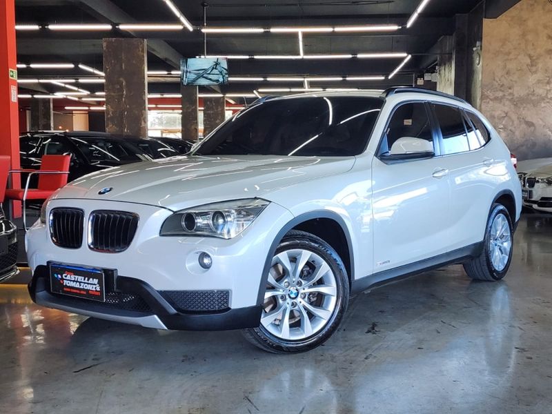 BMW X1 2.0 18I 4X2 24V GASOLINA 4P AUTOMÁTICO 2013/2014 CASTELLAN E TOMAZONI MOTORS CAXIAS DO SUL / Carros no Vale BMW X1 2.0 18I 4X2 24V GASOLINA 4P AUTOMÁTICO 2013/2014 CASTELLAN E TOMAZONI MOTORS CAXIAS DO SUL / Carros no Vale