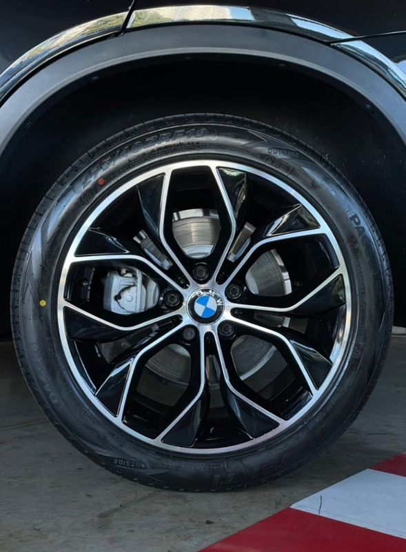 BMW X4 2.0 28I X LINE 4X4 16V TURBO GASOLINA 4P AUTOMÁTICO 2018/2018 CASTELLAN E TOMAZONI MOTORS CAXIAS DO SUL / Carros no Vale BMW X4 2.0 28I X LINE 4X4 16V TURBO GASOLINA 4P AUTOMÁTICO 2018/2018 CASTELLAN E TOMAZONI MOTORS CAXIAS DO SUL / Carros no Vale