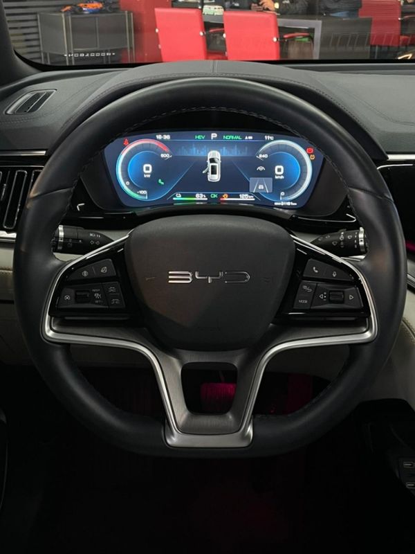 BYD SONG PLUS 1.5 DM-I HÍBRIDO AUTOMÁTICO 2023/2024 CASTELLAN E TOMAZONI MOTORS CAXIAS DO SUL / Carros no Vale BYD SONG PLUS 1.5 DM-I HÍBRIDO AUTOMÁTICO 2023/2024 CASTELLAN E TOMAZONI MOTORS CAXIAS DO SUL / Carros no Vale