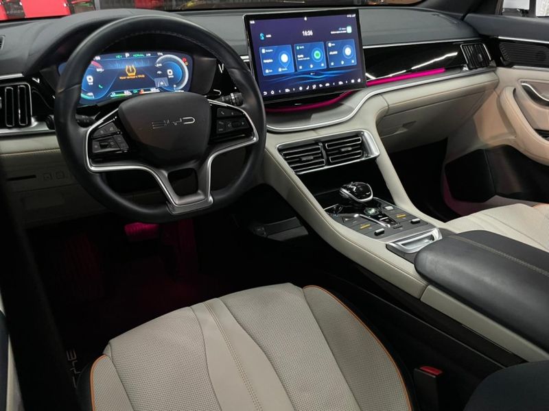 BYD SONG PLUS 1.5 DM-I HÍBRIDO AUTOMÁTICO 2023/2024 CASTELLAN E TOMAZONI MOTORS CAXIAS DO SUL / Carros no Vale BYD SONG PLUS 1.5 DM-I HÍBRIDO AUTOMÁTICO 2023/2024 CASTELLAN E TOMAZONI MOTORS CAXIAS DO SUL / Carros no Vale