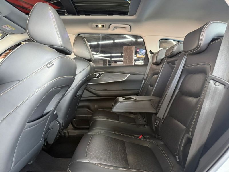 Caoa Chery TIGGO 8 1.6 TGDI GASOLINA TXS DCT 2021/2022 CASTELLAN E TOMAZONI MOTORS CAXIAS DO SUL / Carros no Vale Caoa Chery TIGGO 8 1.6 TGDI GASOLINA TXS DCT 2021/2022 CASTELLAN E TOMAZONI MOTORS CAXIAS DO SUL / Carros no Vale