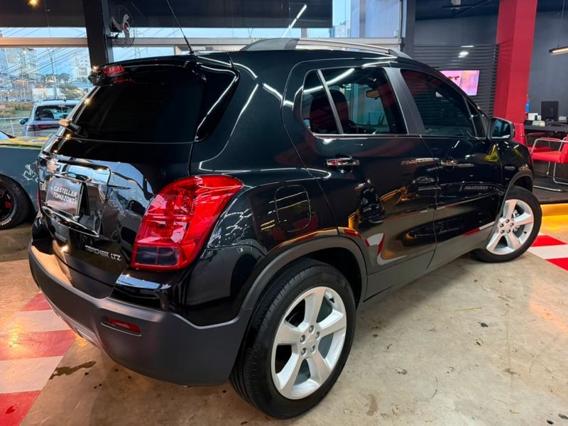 Chevrolet TRACKER 1.8 MPFI LTZ 4X2 16V FLEX 4P AUTOMÁTICO 2015/2015 CASTELLAN E TOMAZONI MOTORS CAXIAS DO SUL / Carros no Vale