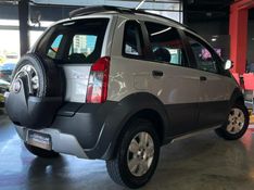 Fiat IDEA 1.8 MPI ADVENTURE 8V FLEX 4P AUTOMATIZADO 2009/2010 CASTELLAN E TOMAZONI MOTORS CAXIAS DO SUL / Carros no Vale