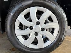 Fiat PALIO 1.0 MPI ATTRACTIVE 8V FLEX 4P MANUAL 2013/2014 CASTELLAN E TOMAZONI MOTORS CAXIAS DO SUL / Carros no Vale