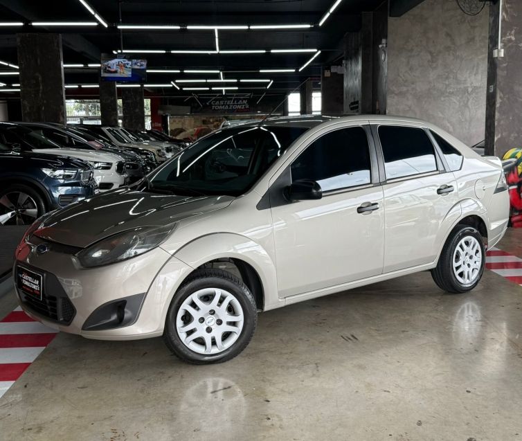 Ford FIESTA 1.6 SE SEDAN 16V FLEX 4P MANUAL 2012/2012 CASTELLAN E TOMAZONI MOTORS CAXIAS DO SUL / Carros no Vale