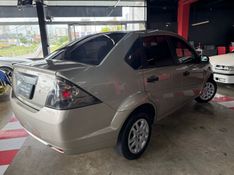 Ford FIESTA 1.6 SE SEDAN 16V FLEX 4P MANUAL 2012/2012 CASTELLAN E TOMAZONI MOTORS CAXIAS DO SUL / Carros no Vale
