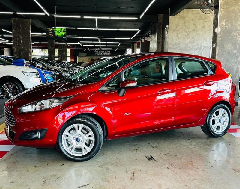 Ford FIESTA 1.6 SEL HATCH 16V FLEX 4P POWERSHIFT 2017/2017 CASTELLAN E TOMAZONI MOTORS CAXIAS DO SUL / Carros no Vale Ford FIESTA 1.6 SEL HATCH 16V FLEX 4P POWERSHIFT 2017/2017 CASTELLAN E TOMAZONI MOTORS CAXIAS DO SUL / Carros no Vale