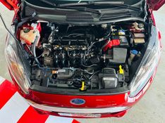 Ford FIESTA 1.6 SEL HATCH 16V FLEX 4P POWERSHIFT 2017/2017 CASTELLAN E TOMAZONI MOTORS CAXIAS DO SUL / Carros no Vale