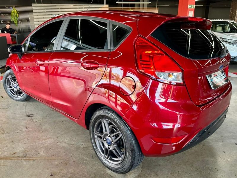 Ford FIESTA 1.6 TI-VCT FLEX SEL MANUAL 2018/2019 CASTELLAN E TOMAZONI MOTORS CAXIAS DO SUL / Carros no Vale Ford FIESTA 1.6 TI-VCT FLEX SEL MANUAL 2018/2019 CASTELLAN E TOMAZONI MOTORS CAXIAS DO SUL / Carros no Vale