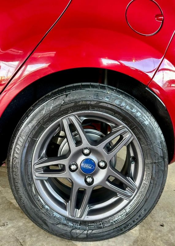 Ford FIESTA 1.6 TI-VCT FLEX SEL MANUAL 2018/2019 CASTELLAN E TOMAZONI MOTORS CAXIAS DO SUL / Carros no Vale Ford FIESTA 1.6 TI-VCT FLEX SEL MANUAL 2018/2019 CASTELLAN E TOMAZONI MOTORS CAXIAS DO SUL / Carros no Vale