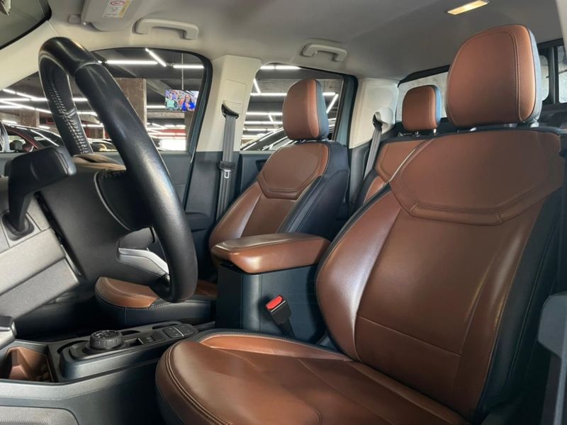 Ford MAVERICK 2.0 ECOBOOST GASOLINA LARIAT FX4 AUTOMÁTICO 2022/2022 CASTELLAN E TOMAZONI MOTORS CAXIAS DO SUL / Carros no Vale Ford MAVERICK 2.0 ECOBOOST GASOLINA LARIAT FX4 AUTOMÁTICO 2022/2022 CASTELLAN E TOMAZONI MOTORS CAXIAS DO SUL / Carros no Vale