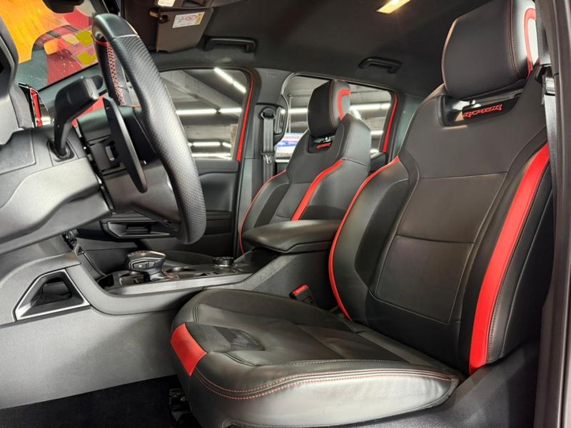 Ford RANGER 3.0 V6 TURBO GASOLINA RAPTOR 4X4 AUTOMÁTICO 2024/2024 CASTELLAN E TOMAZONI MOTORS CAXIAS DO SUL / Carros no Vale Ford RANGER 3.0 V6 TURBO GASOLINA RAPTOR 4X4 AUTOMÁTICO 2024/2024 CASTELLAN E TOMAZONI MOTORS CAXIAS DO SUL / Carros no Vale