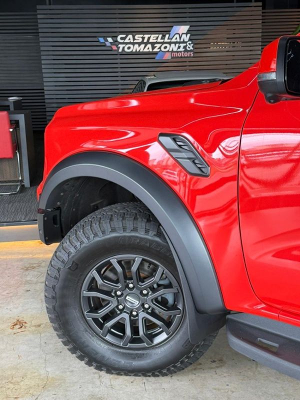 Ford RANGER 3.0 V6 TURBO GASOLINA RAPTOR 4X4 AUTOMÁTICO 2024/2024 CASTELLAN E TOMAZONI MOTORS CAXIAS DO SUL / Carros no Vale Ford RANGER 3.0 V6 TURBO GASOLINA RAPTOR 4X4 AUTOMÁTICO 2024/2024 CASTELLAN E TOMAZONI MOTORS CAXIAS DO SUL / Carros no Vale