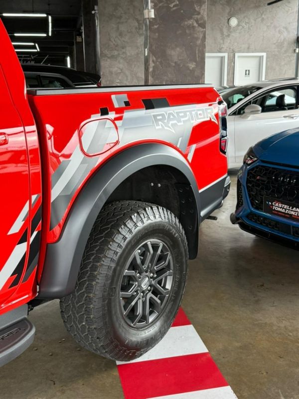 Ford RANGER 3.0 V6 TURBO GASOLINA RAPTOR 4X4 AUTOMÁTICO 2024/2024 CASTELLAN E TOMAZONI MOTORS CAXIAS DO SUL / Carros no Vale Ford RANGER 3.0 V6 TURBO GASOLINA RAPTOR 4X4 AUTOMÁTICO 2024/2024 CASTELLAN E TOMAZONI MOTORS CAXIAS DO SUL / Carros no Vale