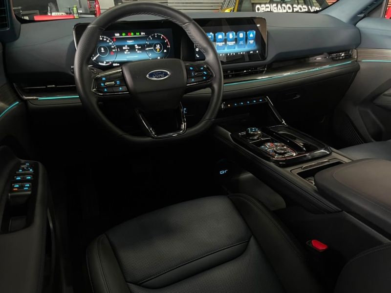 Ford TERRITORY 1.5 ECOBOOST GTDI GASOLINA TITANIUM AUTOMÁTICO 2024/2025 CASTELLAN E TOMAZONI MOTORS CAXIAS DO SUL / Carros no Vale
