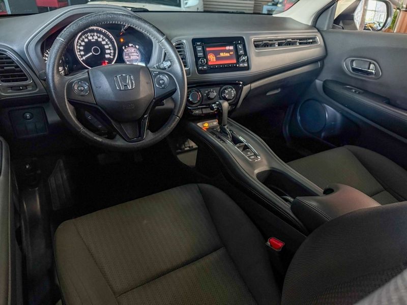 Honda HR-V 1.8 16V FLEX EX 4P AUTOMÁTICO 2015/2016 CASTELLAN E TOMAZONI MOTORS CAXIAS DO SUL / Carros no Vale Honda HR-V 1.8 16V FLEX EX 4P AUTOMÁTICO 2015/2016 CASTELLAN E TOMAZONI MOTORS CAXIAS DO SUL / Carros no Vale