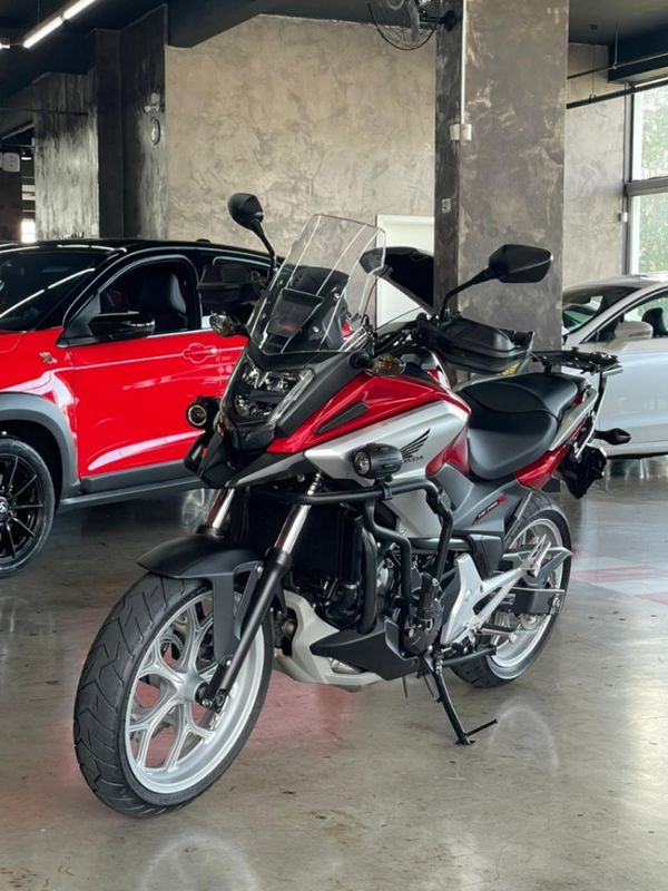 Honda NC 750 X NOVÍSSIMA + ACESSÓRIOS 2019/2019 CASTELLAN E TOMAZONI MOTORS CAXIAS DO SUL / Carros no Vale Honda NC 750 X NOVÍSSIMA + ACESSÓRIOS 2019/2019 CASTELLAN E TOMAZONI MOTORS CAXIAS DO SUL / Carros no Vale