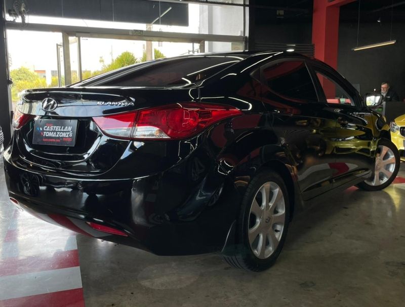 Hyundai ELANTRA 2.0 GLS 16V FLEX 4P AUTOMÁTICO 2011/2012 CASTELLAN E TOMAZONI MOTORS CAXIAS DO SUL / Carros no Vale Hyundai ELANTRA 2.0 GLS 16V FLEX 4P AUTOMÁTICO 2011/2012 CASTELLAN E TOMAZONI MOTORS CAXIAS DO SUL / Carros no Vale