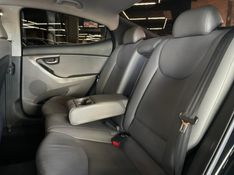 Hyundai ELANTRA 2.0 GLS 16V FLEX 4P AUTOMÁTICO 2011/2012 CASTELLAN E TOMAZONI MOTORS CAXIAS DO SUL / Carros no Vale