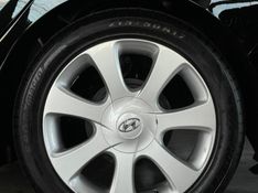 Hyundai ELANTRA 2.0 GLS 16V FLEX 4P AUTOMÁTICO 2011/2012 CASTELLAN E TOMAZONI MOTORS CAXIAS DO SUL / Carros no Vale
