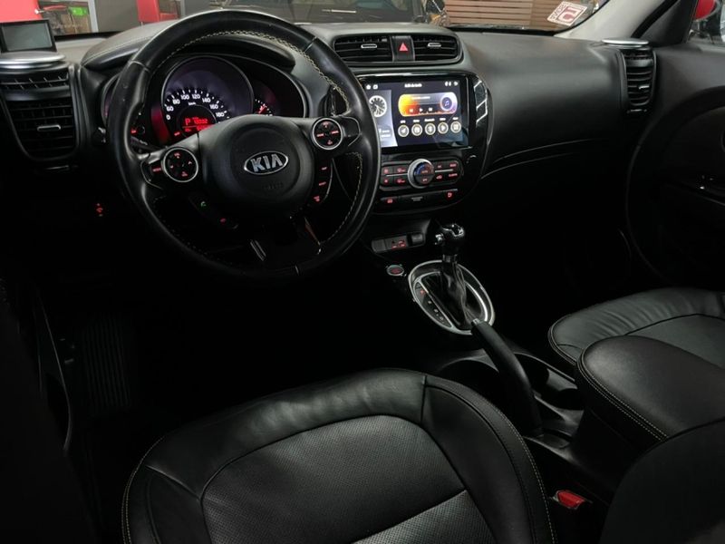 KIA SOUL 1.6 EX 16V FLEX 4P AUTOMÁTICO 2016/2016 CASTELLAN E TOMAZONI MOTORS CAXIAS DO SUL / Carros no Vale KIA SOUL 1.6 EX 16V FLEX 4P AUTOMÁTICO 2016/2016 CASTELLAN E TOMAZONI MOTORS CAXIAS DO SUL / Carros no Vale
