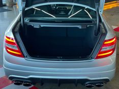 Mercedes-Benz C 63 AMG 6.2 V8 GASOLINA COUPÉ MCT 2013/2013 CASTELLAN E TOMAZONI MOTORS CAXIAS DO SUL / Carros no Vale